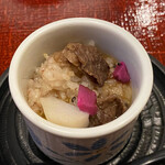 蕎麦と料理 あふひ - 牛肉のおこわ乗せ茶碗蒸し　クミンが香る！(◎_◎;)