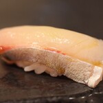 すし大 - シマアジ