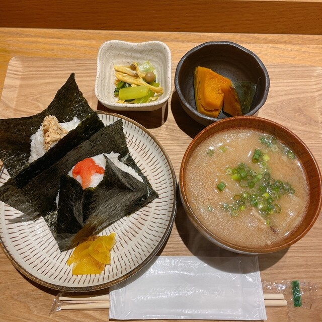 おにぎりさん シンカリオン』シリーズ（公式） | . ／ 今日は #おにぎりの日