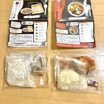 コトノハ - 辛ニボ中華そばと松阪牛すじつけ麺の冷凍ラーメンセット