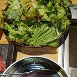 焼肉JIN - 特製サラダ
