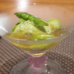 リストランテ ペガソ - Apr, 2013 グリーンアスパラのジェラートとコンソメジュレ
      