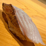 こま田 - 三重産の赤ムツ。日本海のそれは脂が多過ぎますが、こちらはちょうど良い。紅瞳が肥満時ならこちらはまるでアスリート