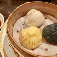 銀座ブルーリリー ステーキ＆チャイニーズレストラン - 