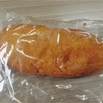 はとやベーカリー - 魚肉ソーセージ入り揚げパン