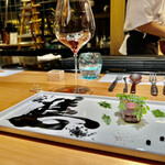 肉割烹 無膳福助 - 横から