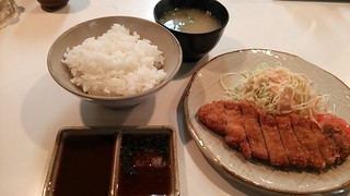 Baraetei - ロースカツ定食900円