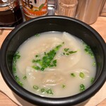 餃子と咖喱ザンギの店 点心札幌 - 白湯　水餃子
