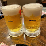 海鮮道楽 ととや - まずはビールで乾杯