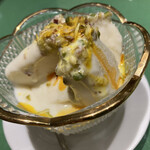 インド宮廷料理 Mashal - クルフィザフラーニー。
      整形を考えている方はコレを喰らうと550円で整形可能です。ただし希望の顔面に落ち着くかは保証出来かねます。