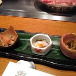 三笠会館 聖せき亭 - 【茜Ａ】
             牛肉とオマール海老の鉄板焼きコースから前菜小鉢の三点盛り