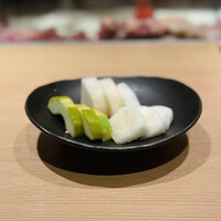 焼鳥 おみ乃 - お通し お新香