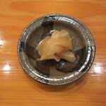 天寿し - 卓上のガリは自由に