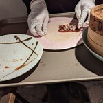 銀座嘉禅 - 四品目はその場で最後の仕上げ。