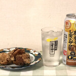 幸楽苑のからあげ家 - 料理写真:からあげでレモンサワーをゴクゴク！