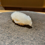 くるますし - 剣先イカ。烏賊専用の包丁を変態職人にオーダー。ステンレスって烏賊を甘くするんですって。