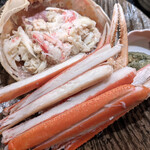 料理屋 まる三 - 蟹は食べやすいように綺麗にしてくれます。