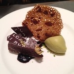 ブルガリ イル・カフェ - 2013年4月　お友達が注文した、デザート“ティラミス”♪