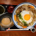 甘味処　いっぷく亭 - ソース焼きそば（太麺）と白あんおはぎ