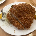 Karori - ジャンボワラジとんかつ定食