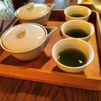 高宮庭園茶寮 - ぬる湯で