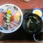 寺喜屋 - 海鮮丼￥１４５０(13年春ver)