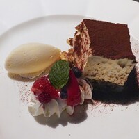 アーティスト カフェ - クラッシクティラミス