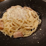 ゴブ トレス - カルボナーラ