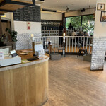 元祖パスタ食堂 - 店内　にぎわってます。