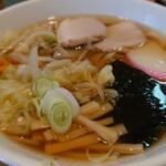 幸来軒 - 野菜ラーメン アップ