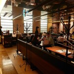 THE CAVE DE OYSTER - THE CAVE DE OYSTER 八重洲店 店内