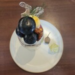 カフェ ヴァルール - ナガノパープルのパフェ