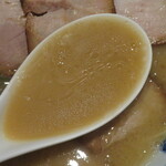 らあめん渋英 - 豚バラチャーシュー麺/スープ