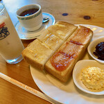 コメダ珈琲店 - アイスミルクコーヒー
            選べるモーニング（山食パン）