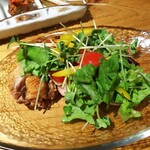 イタリアン酒場 ジラソーレ - 赤鶏のカルパッチョ