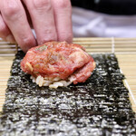 鮨旬美西川 - ハンバーグ巻き