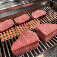 お肉屋 けいすけ 三男坊 - 