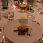 メゾン ポール・ボキューズ - 鴨フォワグラのソテー、ジャガイモゴーフレット添え