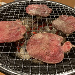 炭火焼肉 北勢 - 