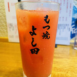 もつ焼 よし田 - 真空まるごとトマトハイ530円