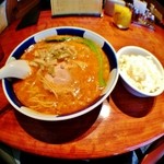 支那麺 はしご - 搾菜だんだん・麺硬め・大辛・柚子多め！