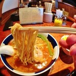 支那麺 はしご - 搾菜だんだん・麺硬め・大辛・柚子多め！