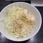 えいすけ - ビーフカツレツ定食のサラダ