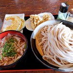 田舎うどん てつ - 肉汁うどん大と天ぷら