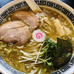 小川商店 - 煮干し鶏白湯ラーメン