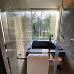 東山ニセコビレッジ リッツ・カールトン・リザーブ - お風呂は、大人２人が余裕で入れる