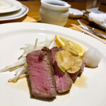 シカゴ - ●ヴィアンド（ステーキ）
      飛騨牛シャトーブリアンのステーキ