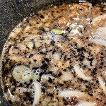 ラーメン 龍の家 - スープ接写