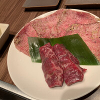 焼肉うしごろ 新宿三丁目店 - 