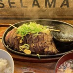 VIA BEER OSAKA - 牛はらみ鉄板ステーキ定食